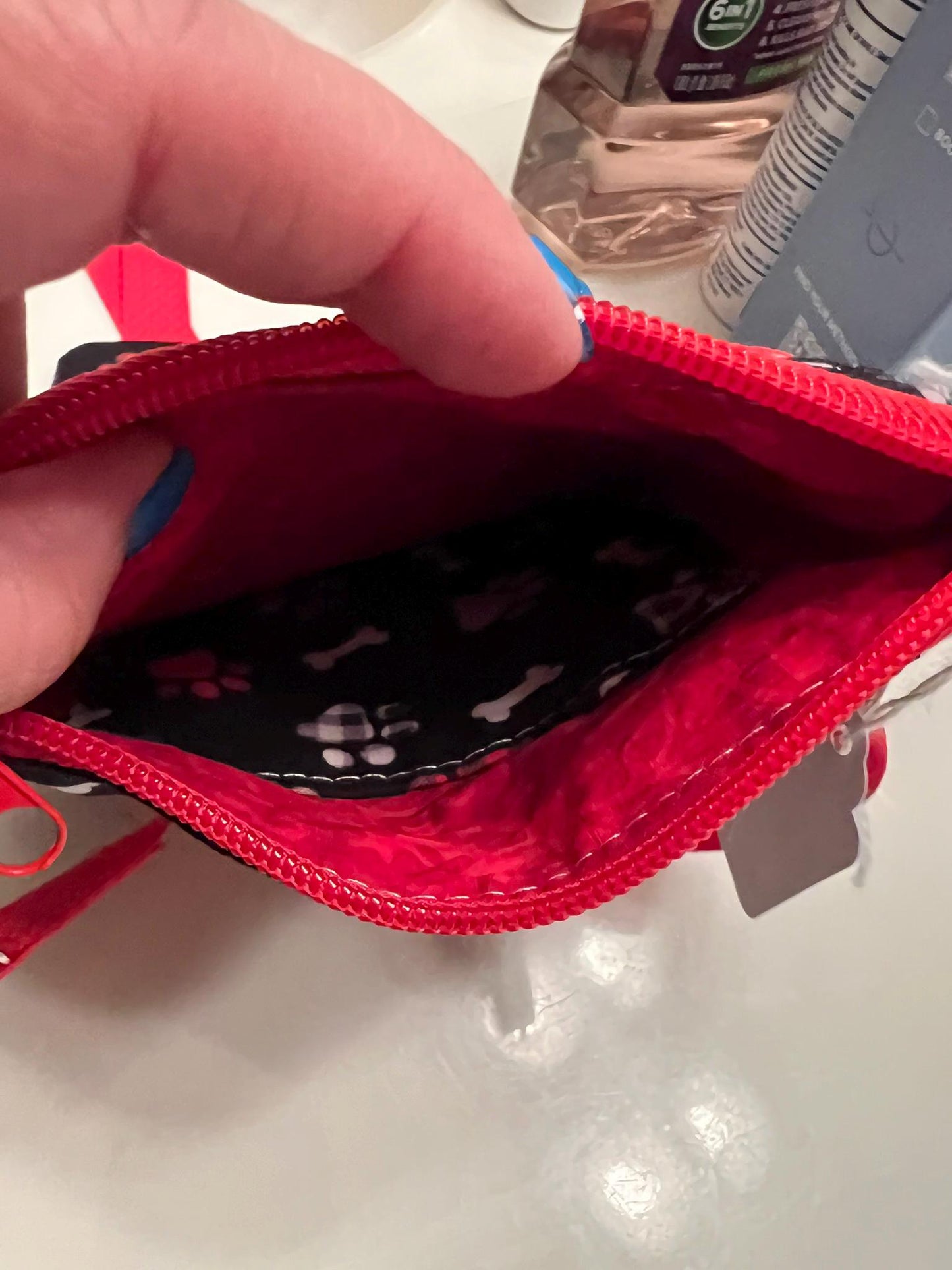 DogHandmade Dog Walker Crossbody Bag โ 4 Pockets, Treat Holder, Poop Bag Dispenser | Red Plaid Cotton